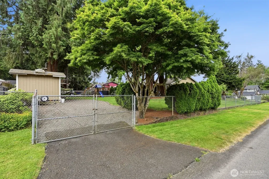 15919 119th Avenue E Puyallup WA 98374