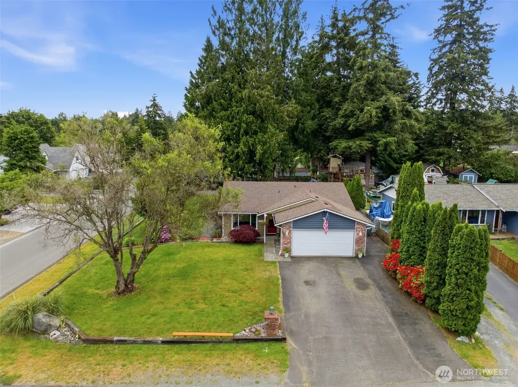 15919 119th Avenue E Puyallup WA 98374