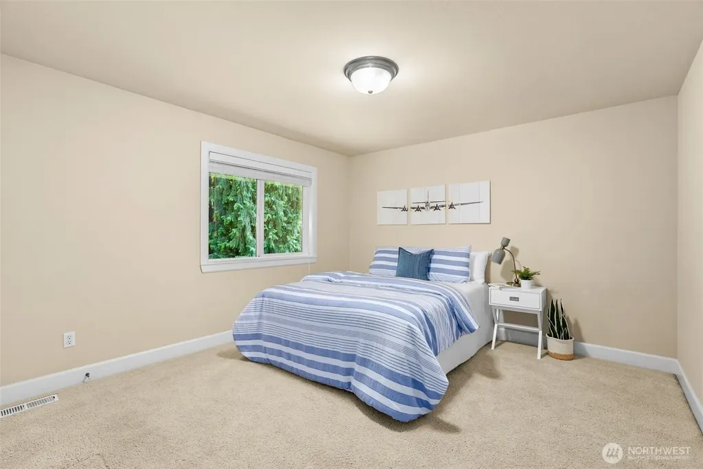 9545 NE Idel Weis Court Bainbridge Island WA 98110