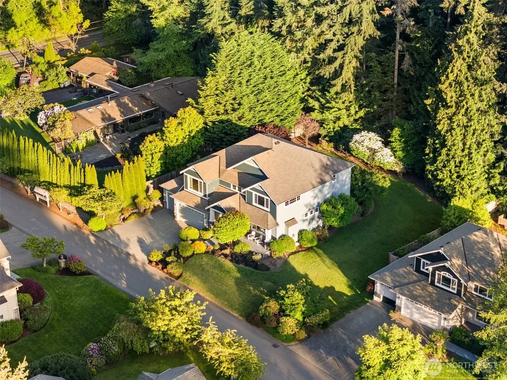 9545 NE Idel Weis Court Bainbridge Island WA 98110