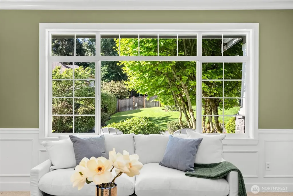 9545 NE Idel Weis Court Bainbridge Island WA 98110