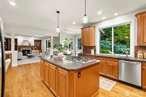 9545 NE Idel Weis Court Bainbridge Island WA 98110