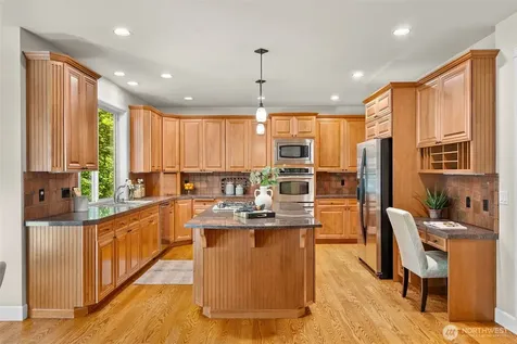9545 NE Idel Weis Court Bainbridge Island WA 98110
