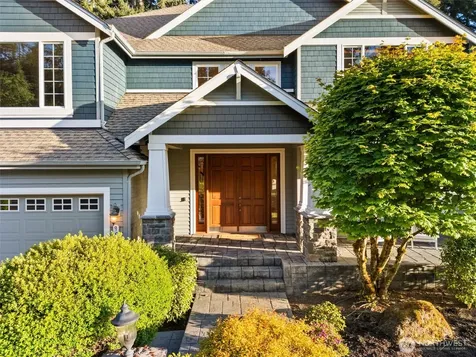 9545 NE Idel Weis Court Bainbridge Island WA 98110