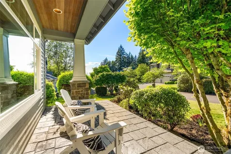9545 NE Idel Weis Court Bainbridge Island WA 98110
