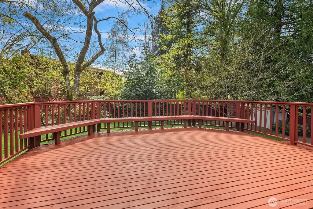 16611 NE 108th Place Redmond WA 98052