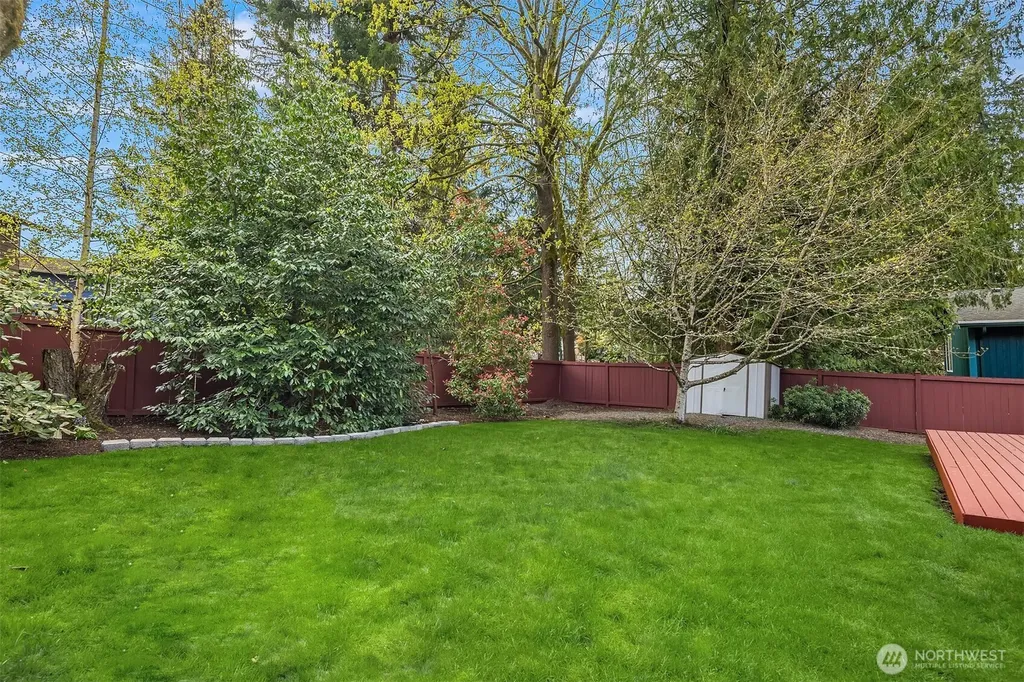16611 NE 108th Place Redmond WA 98052