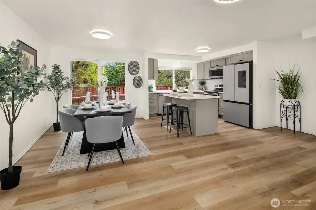 16611 NE 108th Place Redmond WA 98052