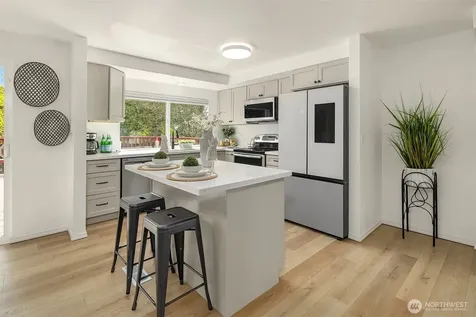 16611 NE 108th Place Redmond WA 98052