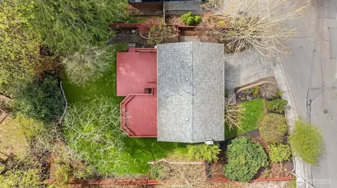 16611 NE 108th Place Redmond WA 98052