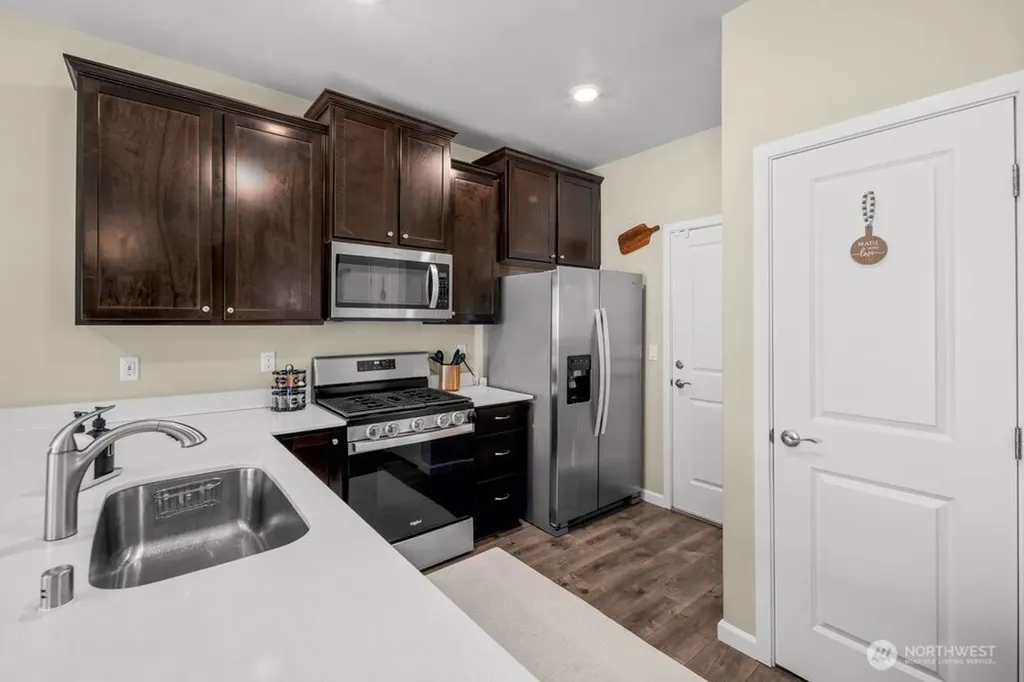 5732 86th Drive NE Marysville WA 98270