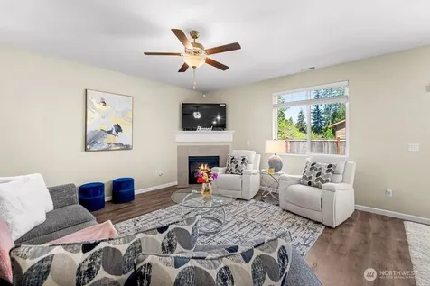 5732 86th Drive NE Marysville WA 98270
