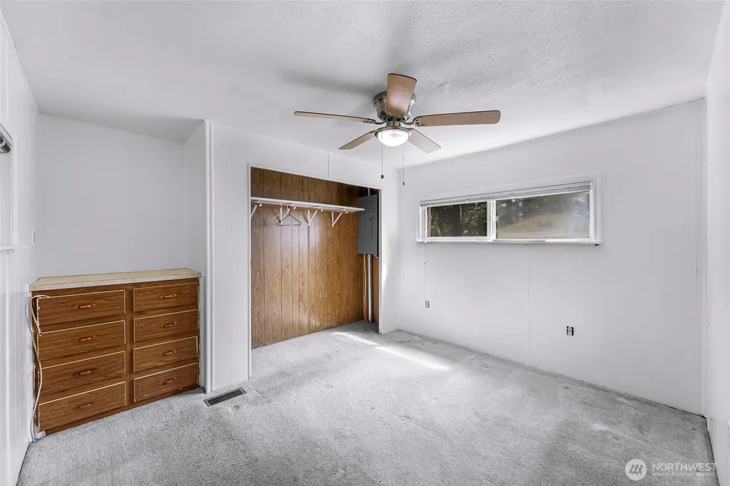 24443 Wicker Road Sedro Woolley WA 98284