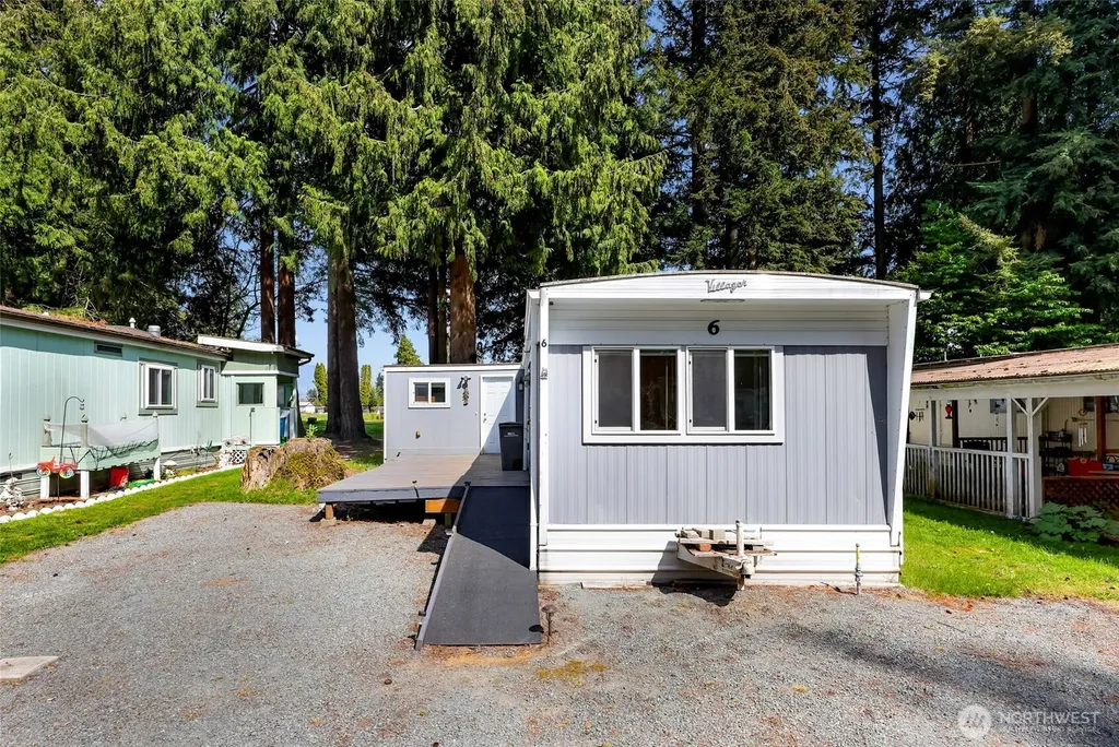 24443 Wicker Road Sedro Woolley WA 98284