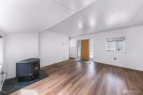 24443 Wicker Road Sedro Woolley WA 98284