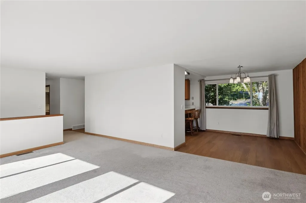 16226 NE 57th Street Redmond WA 98065