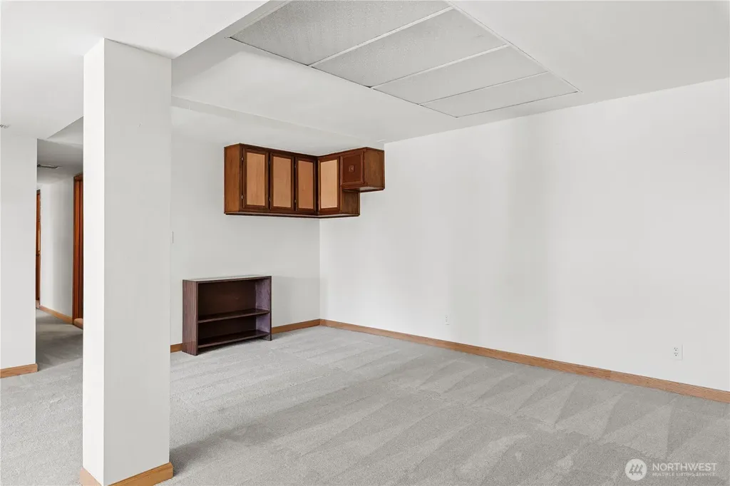 16226 NE 57th Street Redmond WA 98065