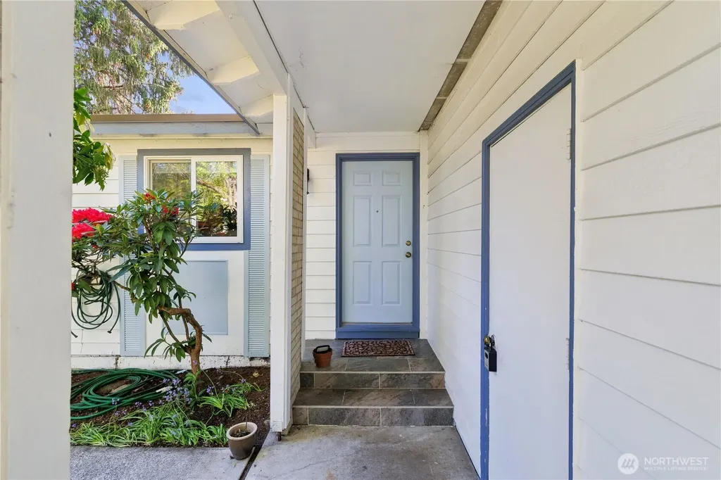 16226 NE 57th Street Redmond WA 98065