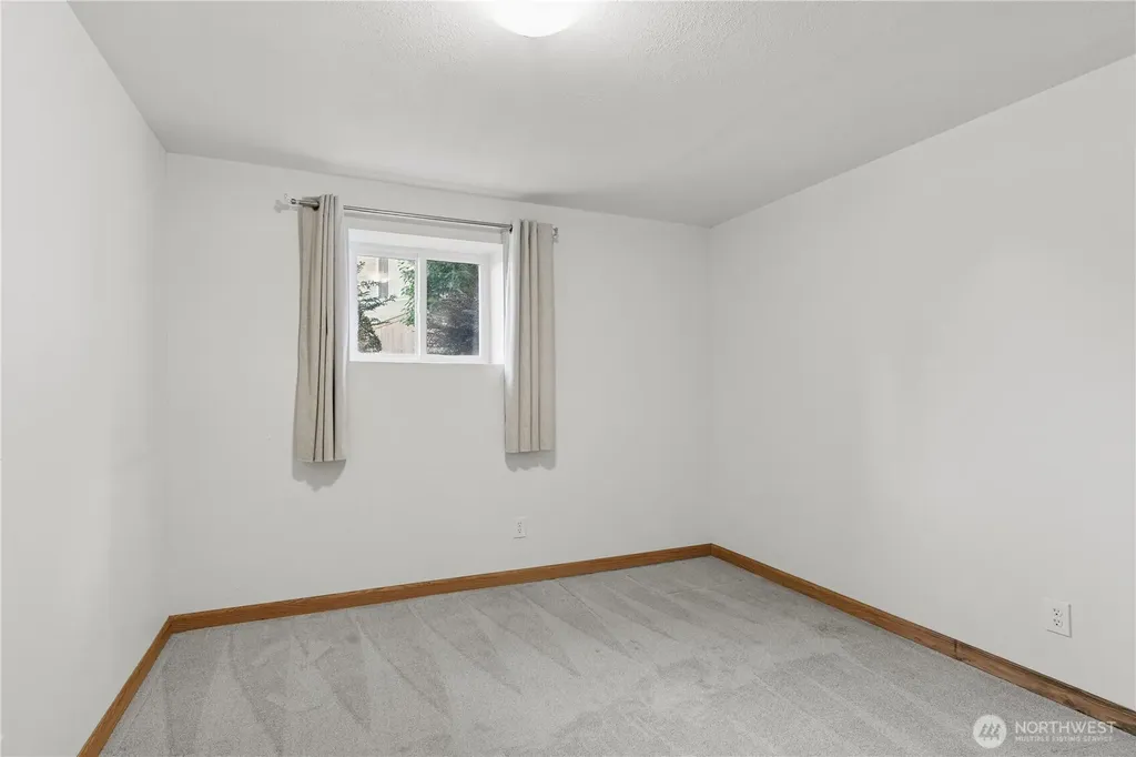 16226 NE 57th Street Redmond WA 98065