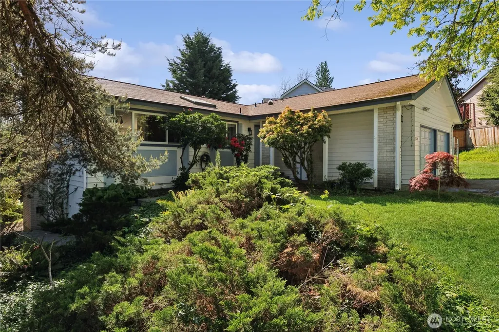 16226 NE 57th Street Redmond WA 98065