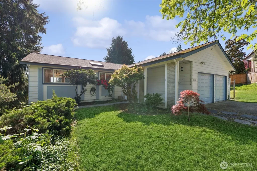 16226 NE 57th Street Redmond WA 98065