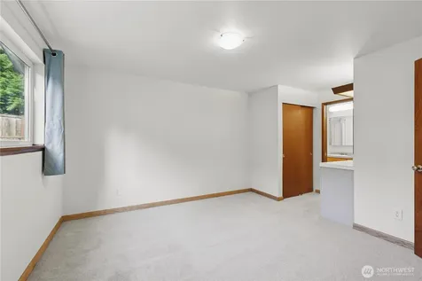 16226 NE 57th Street Redmond WA 98065