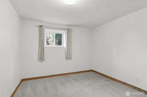 16226 NE 57th Street Redmond WA 98065