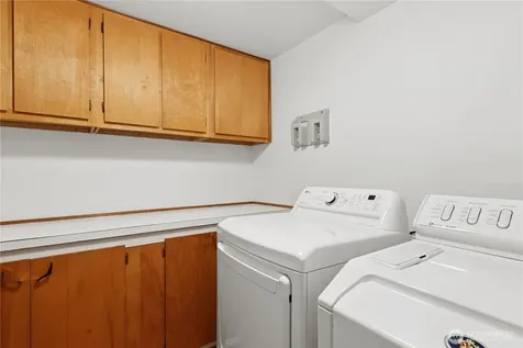 16226 NE 57th Street Redmond WA 98065