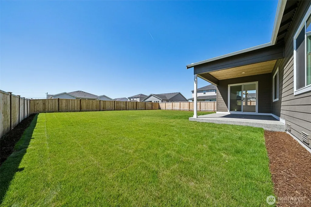 921 Sawyer Avenue Buckley WA 98321
