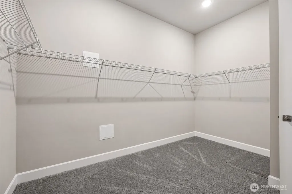 921 Sawyer Avenue Buckley WA 98321