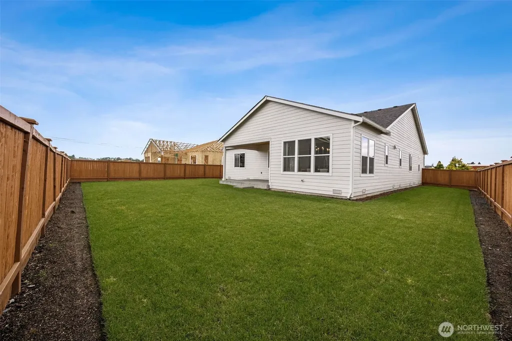 921 Sawyer Avenue Buckley WA 98321