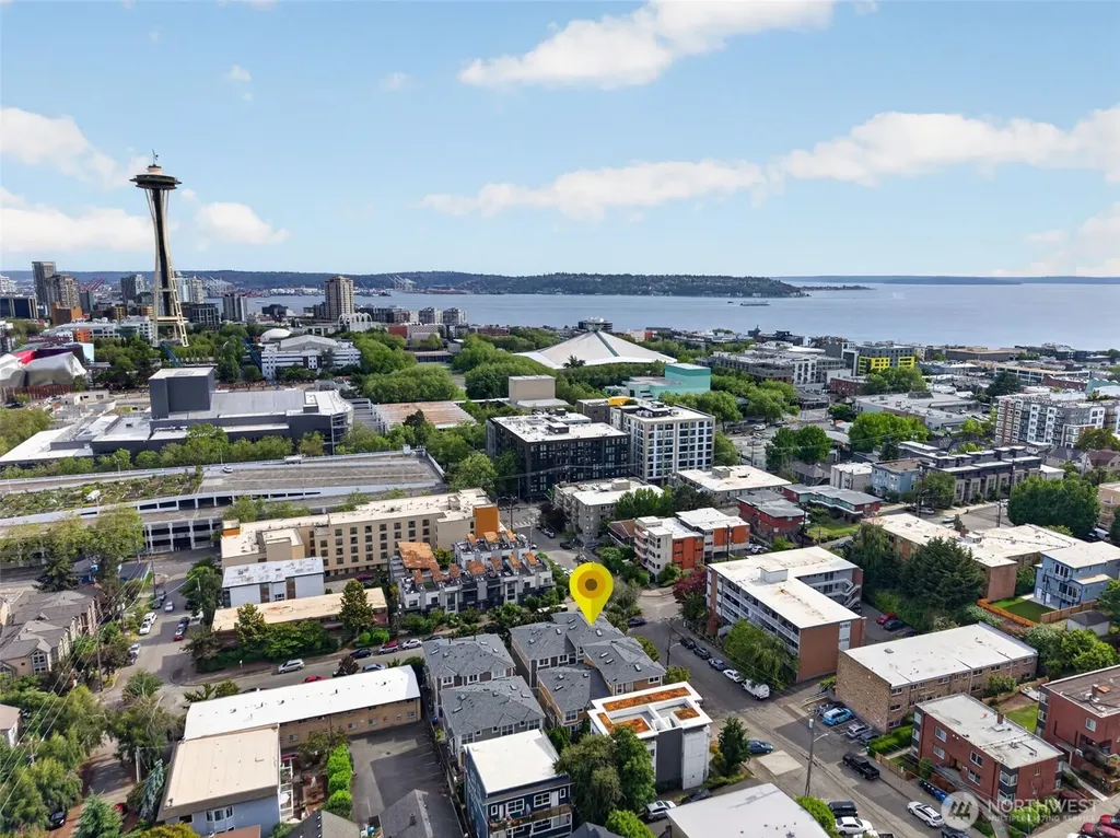 804 3rd Avenue N Seattle WA 98109