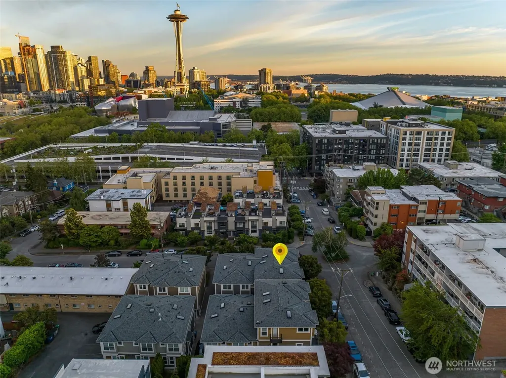 804 3rd Avenue N Seattle WA 98109