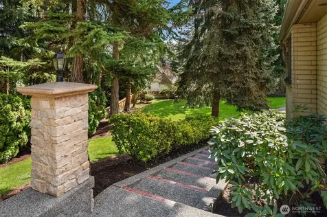 13214 180th Avenue NE Redmond WA 98052