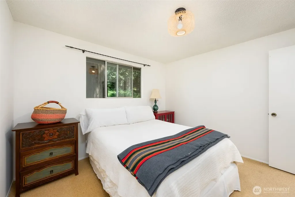 28102 SE 63rd Street Issaquah WA 98027