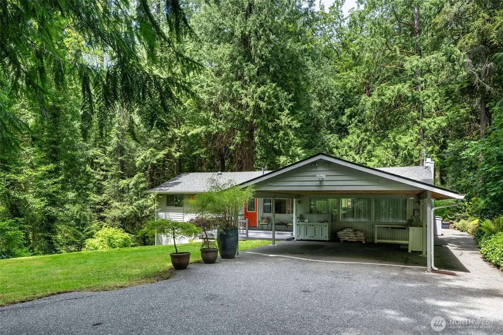28102 SE 63rd Street Issaquah WA 98027