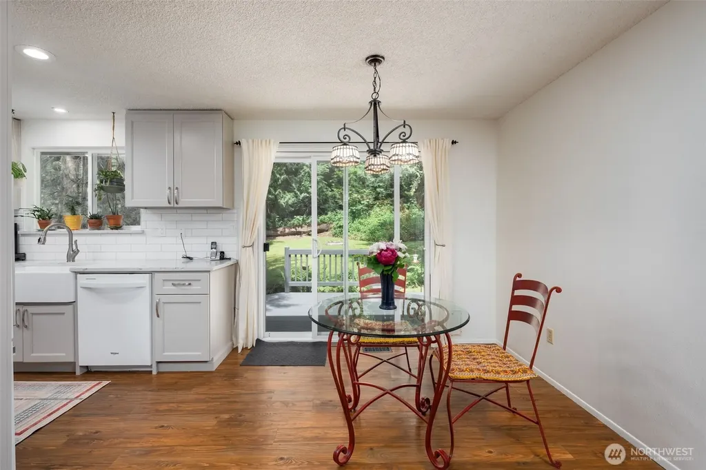 28102 SE 63rd Street Issaquah WA 98027