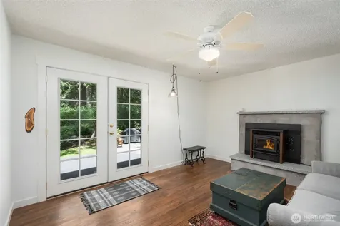 28102 SE 63rd Street Issaquah WA 98027
