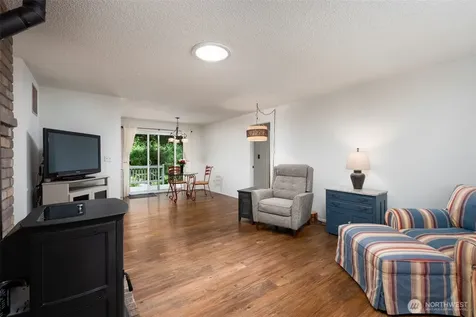 28102 SE 63rd Street Issaquah WA 98027
