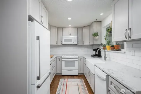 28102 SE 63rd Street Issaquah WA 98027