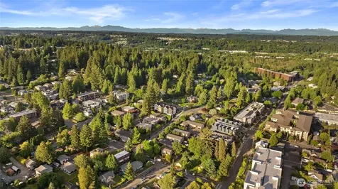 18607 104th Avenue NE Bothell WA 98011