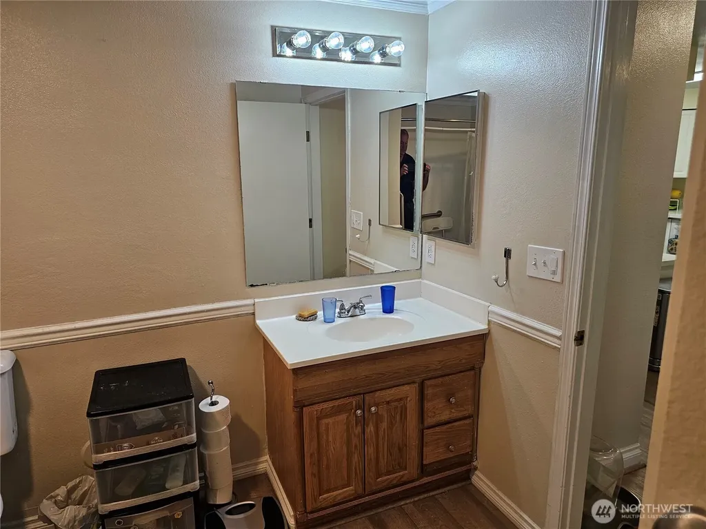 13306 SE 272nd Street Kent WA 98042