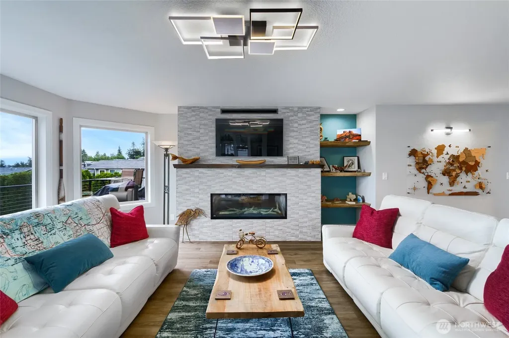 4211 Glasgow Way Anacortes WA 98221