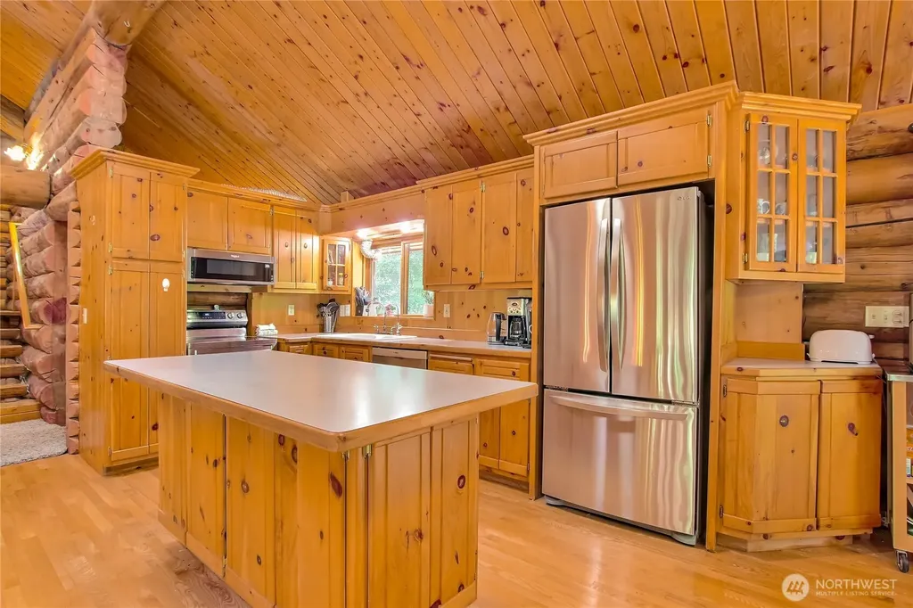 36233 28th Avenue S Federal Way WA 98003
