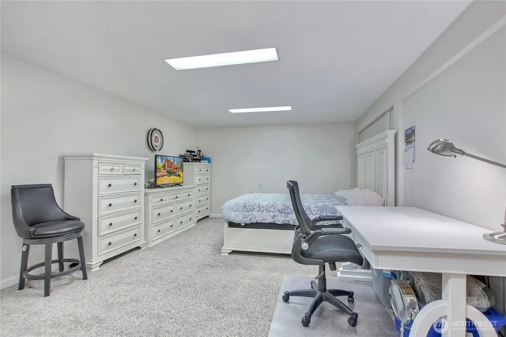 36233 28th Avenue S Federal Way WA 98003