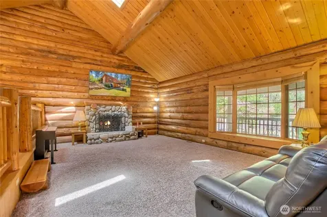 36233 28th Avenue S Federal Way WA 98003