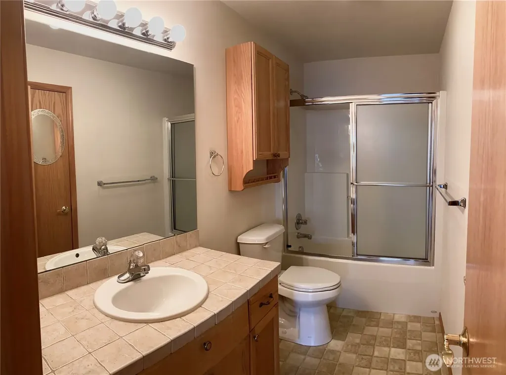 4634 Boardwalk Drive Bellingham WA 98226