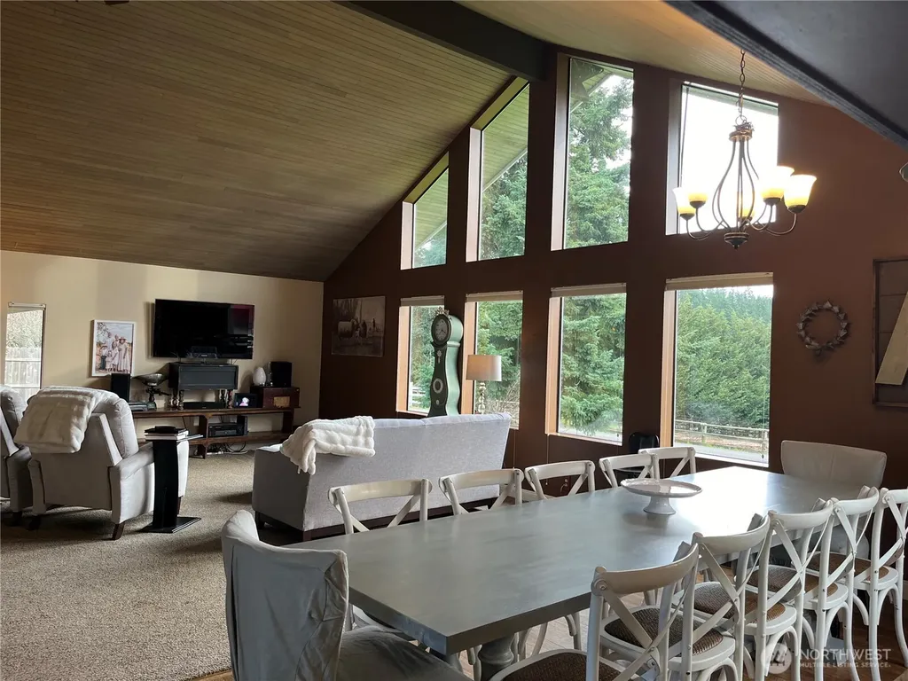 615 Arrowhead Road Camano Island WA 98282
