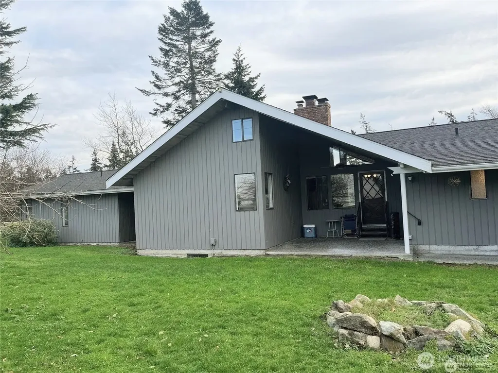 615 Arrowhead Road Camano Island WA 98282