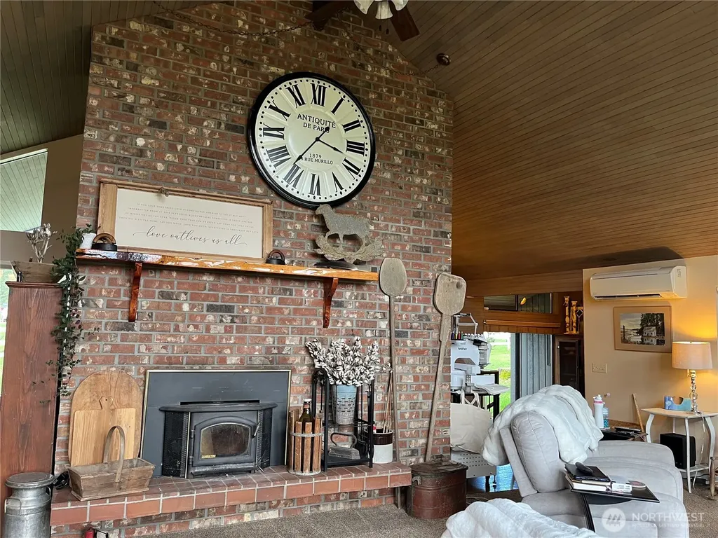 615 Arrowhead Road Camano Island WA 98282
